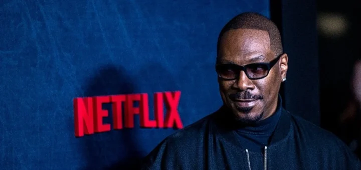 “Eddie Murphy speaks openly about his battle with obsessive-compulsive disorder: I thought I was just weird.”